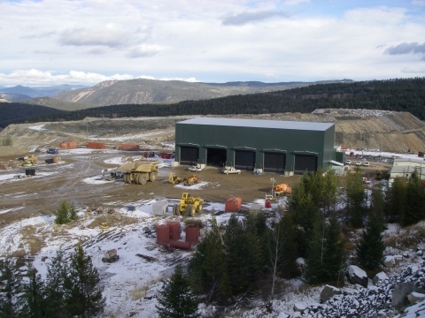 20180222horman 1 Large Mining Equipment Service Building